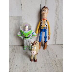 Toy Story play set Bullseye buzz Lightyear Woody toy figure